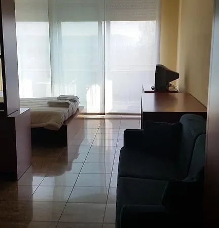 Fermi Aparthotel 3*