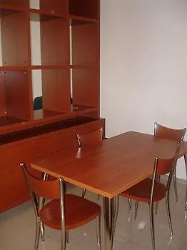 Fermi Apartmanhotel