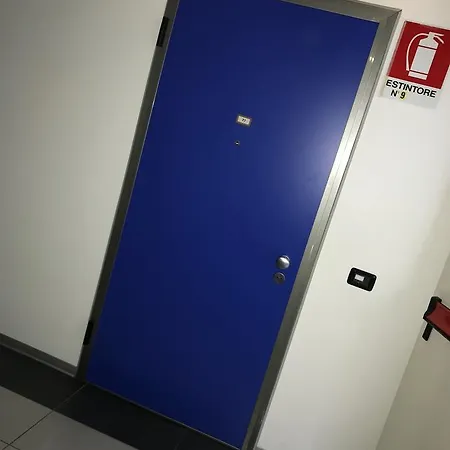 Fermi Apartmanhotel Casarile